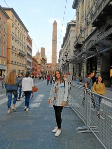 La beca le está permitiendo aprender italiano.