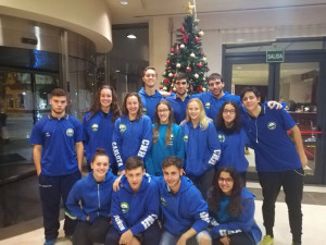 Componentes del Club Natación Huelva en la prueba celebrada en San Roque (Badajoz).