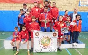 Componentes del Club de Lucha El Campeón en el Torneo Nacional Open de Cartaya.