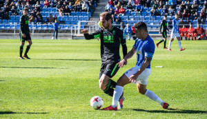 Casado retornó al lateral izquierdo del equipo por la baja de Nacho Monsalve. / Foto: Pablo Sayago.