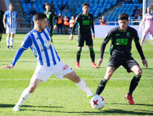 Antonio Domínguez tuvo unos minutos en los compases finales del partido. / Foto: Pablo Sayago.