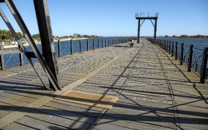 singular obra de ingeniería y que ofrece una panorámica espectacular del Paseo de la Ría