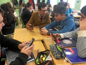 Su mayor satisfacción es que sus alumnos están muy satisfechos, participando y aprendiendo filosofía todos los días. 