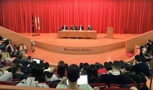 Conferencia del doctor Francisco Mora en la UHU.