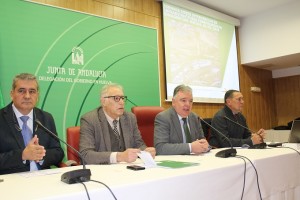 Inauguración de la Jornada sobre Intervención en infraestructuras ferroviarias en Emergencias.