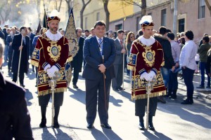 El alcalde, Gabriel Cruz, en la presidencia civil del cortejo.