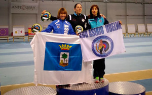 Laura Rodríguez, segunda, y Toni Gutiérrez, tercera, en Arco Recurvo femenino.