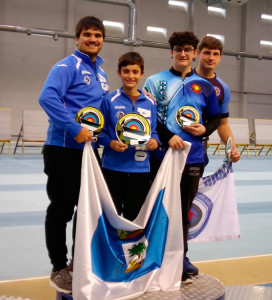 Podio de Arco Recurvo Junior masculino, con Agustín Rodríguez, primero, Daniel-Riveros, segundo, y Javier Cuenca, cuarto.