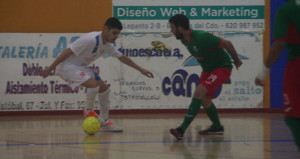 El Smurfit Kappa afronta el derbi con el CD Onuba con la necesidad imperiosa de ganar.