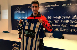 Toni Segura, nuevo jugador del Recre a todos los efectos.