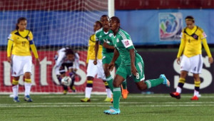 Bokiri, en un partido con la selección de Nigeria.