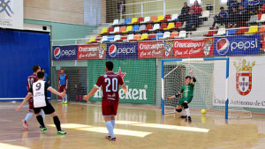 El CD Onuba recibe este domingo al Dos Hermanas.