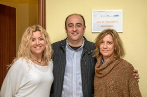 Marcos Martín con representantes de Asprodesordos, durante su visita a la asociación.