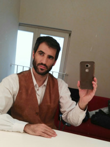 David en camerinos, antes de salir a escena.