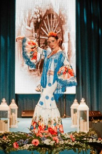 Lo recaudado en el desfile se destina a la obra social de la Hermandad del Rocío de Huelva. 