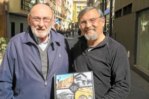 De izquierda a derecha. Ángel Fernández y Francisco Córdoba han estado en la redacción de HBN para presentarnos este libro. 