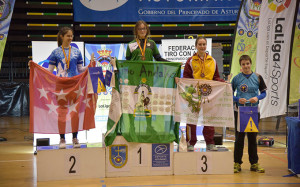 Leyre Fernández, oro en Junior Femenino.