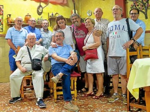 'Minuto de ruido' es un grupo surgido en el taller de fotografía del Aula de la Experiencia. 