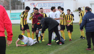 Pudo ser la jugada clave del partido: la expulsión de Tore. / Foto: Arcos CF.