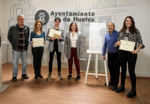 Alexis Sánchez Alonso, María del Rocío Benito Márquez y Cecilia Meynet, ganadores del primer, segundo y tercer premio.