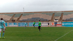 Negredo fortaleció el centro del campo con un trivote, y su apuesta dio resultado. / Foto: @CD_EJIDO.