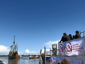 Los astilleros de Punta Umbría han acogido la botadura de la réplica de la Nao Santa Marí