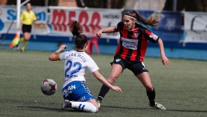 La derrota sufrida en Zaragoza obliga mucho más al Sporting a sacar adelante su partido ante el Madrid CFF. / Foto: www.lfp.es.