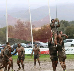 Una batalla de enorme desgaste fue el partido Trocadero-Bifesa Tartessos.