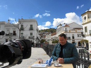 El popular chef irlandés Neven Maguire graba un programa sobre la gastronomía serrana.