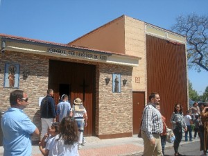 El Ayuntamiento ha cedido a la hermandad por 75 años los terrenos anexos a la iglesia.