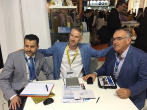 Empresas de Huelva mantienen contactos comerciales en Alimentaria.