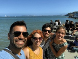 Junto a amigos en 'Point Bonita Lighthouse', el faro vigila la Bahía de San Francisco.