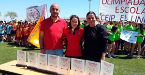 Las V Olimpiadas Escolares de Almonte tuvieron como madrina de honor, a la campeona paralímpica onubense de natación, María Leandro.