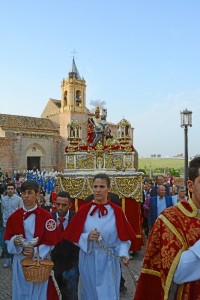 Procesión de San Jorge por las calles de Palos. 