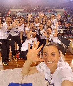 Los componentes del Recre IES La Orden, felices con su quinto título de Liga. / Foto: @CBIESLAORDEN.