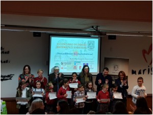 Los ganadores del certamen de dibujo.