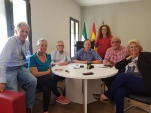 Curiel reunido con la nueva junta de gobierno.