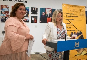 La alcaldesa de Niebla, con la diputada de Cultura. 