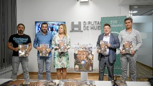 Foto de familia de la presentación. / Foto: Jesús Bellerín.