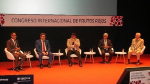 Inauguración del IV Congreso de Frutos Rojos. / Foto: Jesús Bellerín.