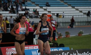 Gran carrera de María Teresa Urbina en los 3000 obstáculos, donde hizo mínima. / Foto: Laura Cebrino.