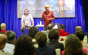 Acto de la presentación de la novela. 