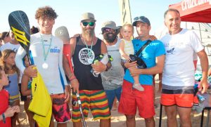 Vencedoresde la decimotercera regata 'Virgen del Carmen' de SUP, Kitesurf y Windsurf.