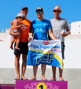 Rubén Gutiérrez, en el podio de su categoría en la 26ª edición del Circuito de Mar do Algarve.