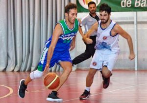 El Lepe Alius, de la Provincial, dio la sorpresa al imponerse al CB Los Palitos (Primera Nacional). / Foto: @fabhuelva.