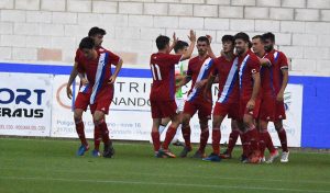 El Atlético Onubense, ahora cuarto, espera ganar a La Palma para no perder comba con las plazas de ascenso / Foto: David Limón.