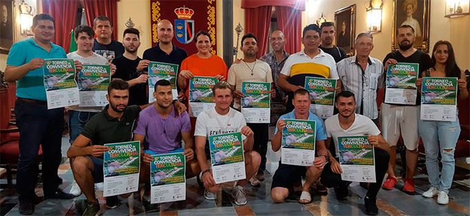 Cinco equipos de Almonte, dos de Rociana y uno de Lepe- participan en este torneo de fútbol 7.