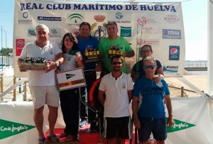 Podio del Concursos de Pesca, Mar-Costa ‘Virgen del Pilar 2018’, en la modalidad de Embarcación fondeada.