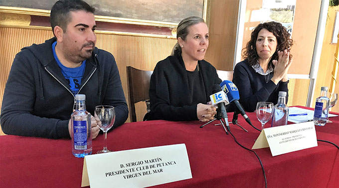 Un momento de la presentación del VI Open Internacional de Petanca de Isla Cristina.