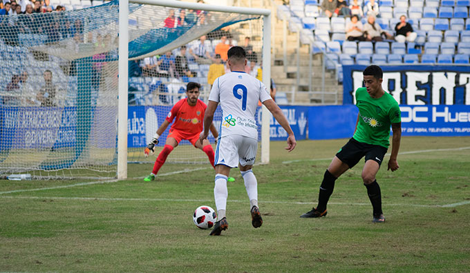 Un total de 19 jugadores se lleva Salmerón a la cita de este domingo en San Fernando. / Foto: Pablo Sayago.